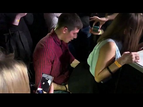 ❤️ Tinuod nga sekso sa usa ka nightclub sa Russia. Ang 18-anyos nga Ruso nga babaye sa anus ug puwerta nakighilawas sa usa ka nightclub ❤️ kualidad nga sex sa amon ceb.rusanalog.ru